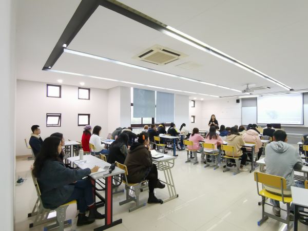 苏州百年职业学院