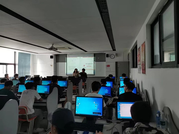 苏州百年职业学院