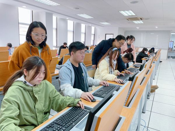 苏州百年职业学院