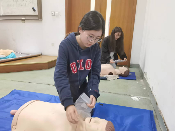 苏州百年职业学院