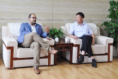 我院领导与巴拿马驻上海总领事亲切会面