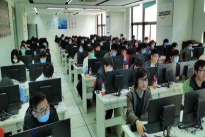 第十二届蓝桥杯全国软件和信息技术专业人才大赛省赛在我校顺利开赛