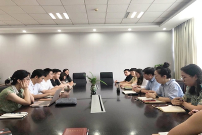 我校召开2023年教师节优秀教师代表座谈会