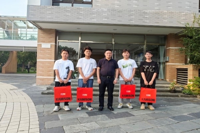 校领导慰问中秋国庆留校值班辅导员