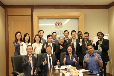 我校代表团出访马来西亚、新加坡