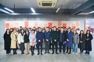 我校召开2023年秋季学期辅导员座谈会