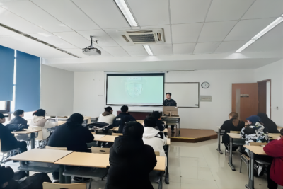 强化安全意识，规范走读管理 —— 艺术设计学院开展走读生安全教育